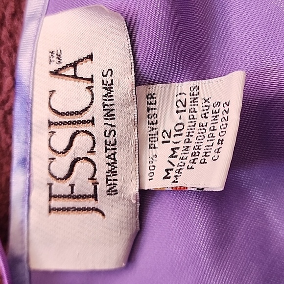 ✨️1✨️JESSICA INTIMATES Silky Top, Size M (10-12), Purple/White/Blue/Green Tones - Picture 3 of 4